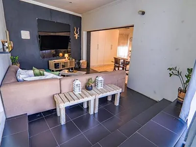 2 Bedroom Apartment To Rent in Centurion - qrCw.webp