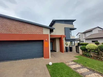 4 Bedroom House To Rent in Centurion - 36fb.webp