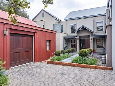 4 Bedroom House For Sale in Centurion - xHlU.webp