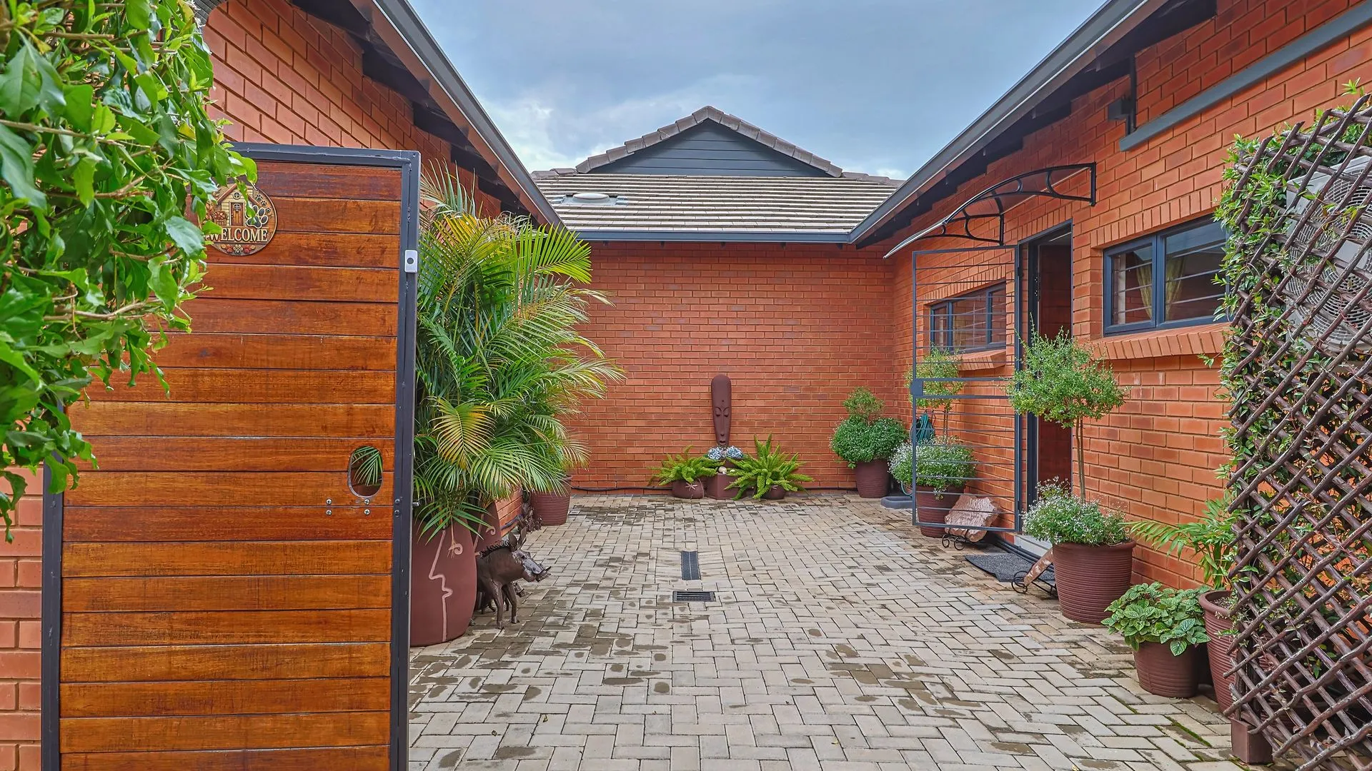 Carousel Indicator - DPJ0.webp