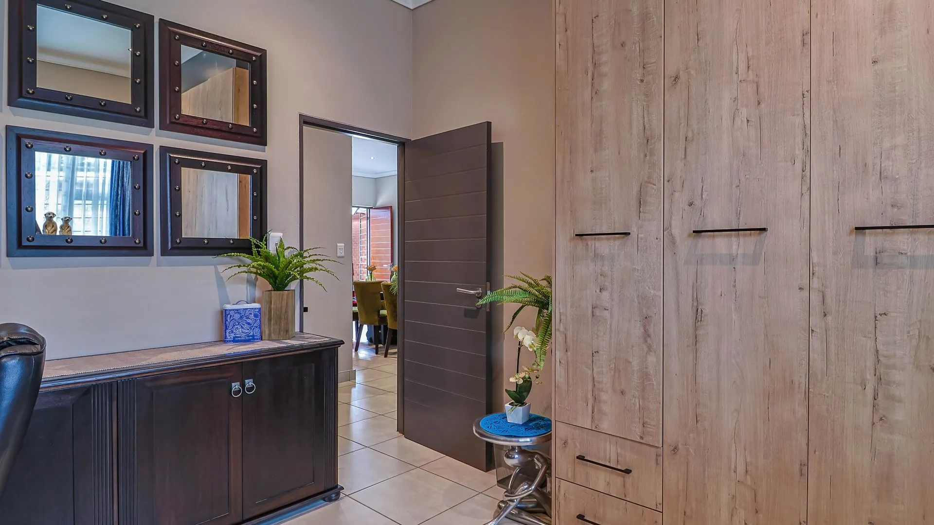 Carousel Indicator - dhcm.webp