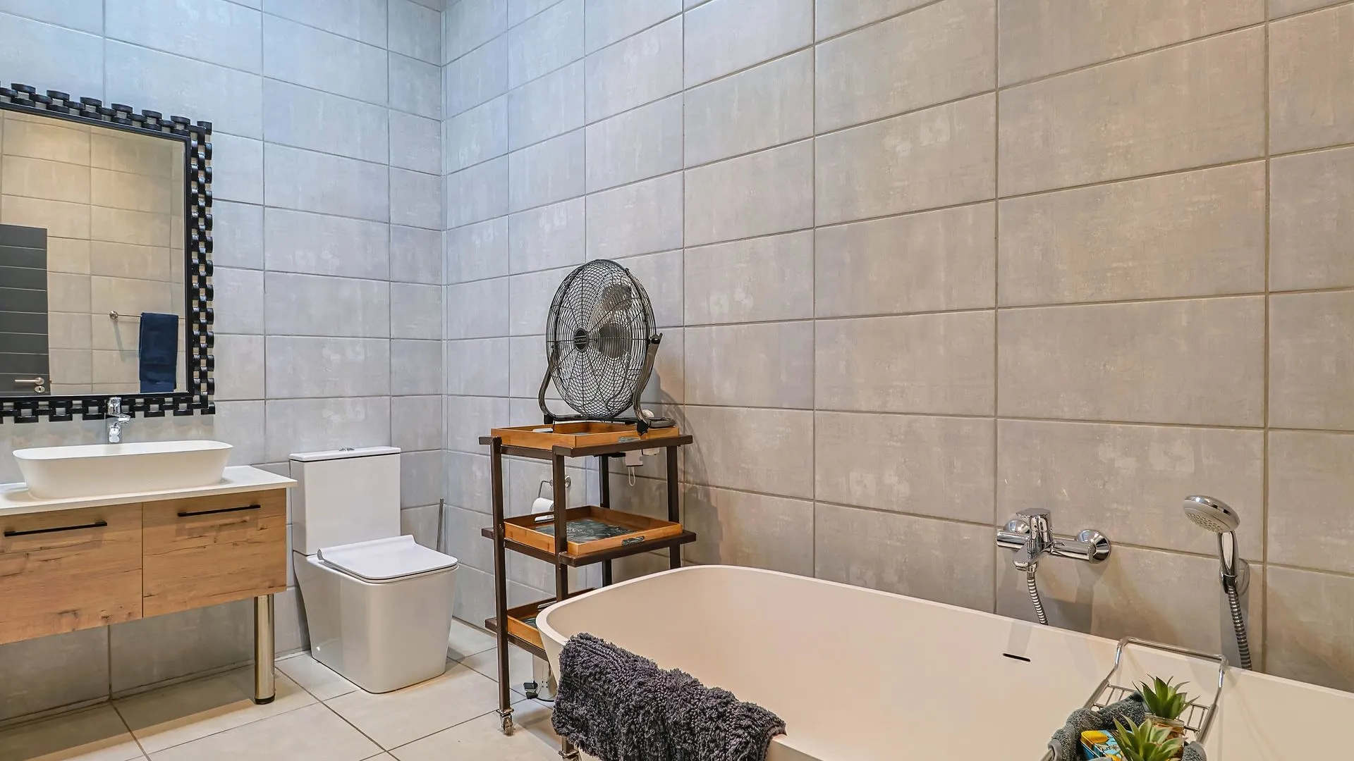 Carousel Indicator - qp6F.webp