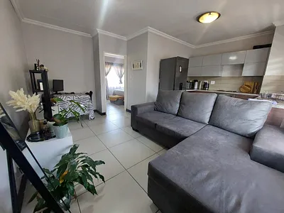 1 Bedroom Apartment For Sale in Centurion - 2iU3.webp