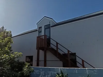 2 Bedroom Apartment To Rent in Hermanus - 78jq.webp