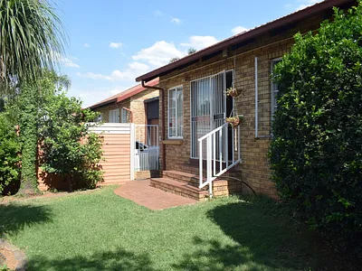 2 Bedroom Townhouse To Rent in Pretoria - img