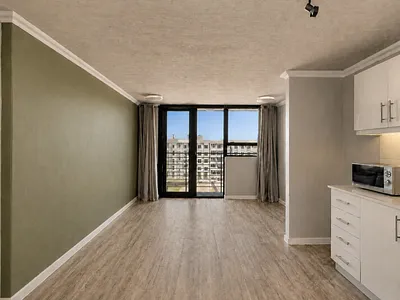 2 Bedroom Apartment For Sale in Cape Town - DZuU.webp