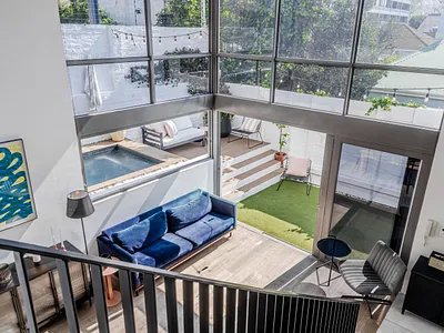 3 Bedroom House For Sale in Cape Town - qJ0A.webp
