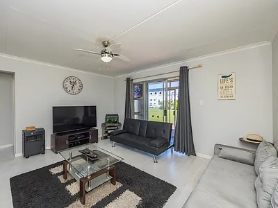 2 Bedroom Apartment For Sale in Blouberg - 5wDL.webp
