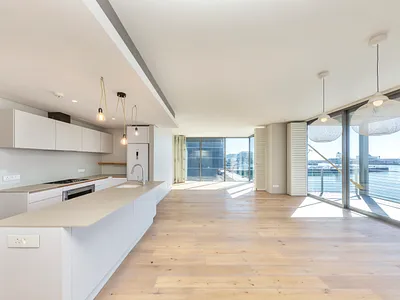 2 Bedroom Apartment For Sale in Cape Town - b0pS.webp