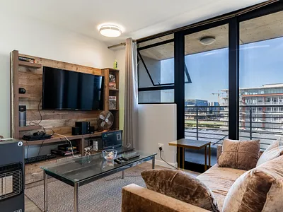 2 Bedroom Apartment To Rent in Cape Town - ajgM.webp