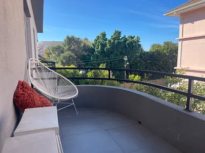 2 Bedroom Townhouse For Sale in Cape Town - qQQW.webp
