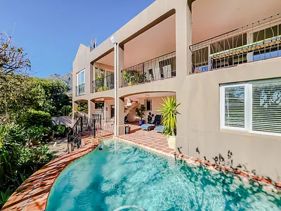 4 Bedroom House For Sale in Cape Town - mTPG.webp