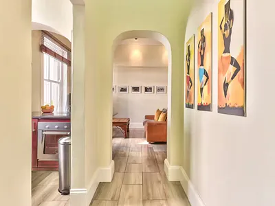 1 Bedroom Apartment For Sale in Cape Town - B2sS.webp