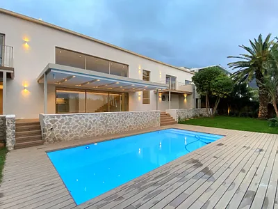 5 Bedroom House For Sale in Cape Town - img