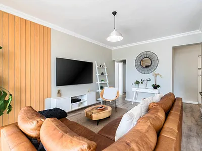 2 Bedroom Apartment For Sale in Cape Town - oAZR.webp