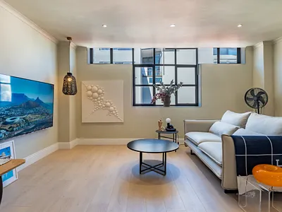 1 Bedroom Apartment To Rent in Cape Town - img