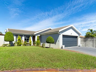 3 Bedroom House For Sale in Kuils River - TusW.webp