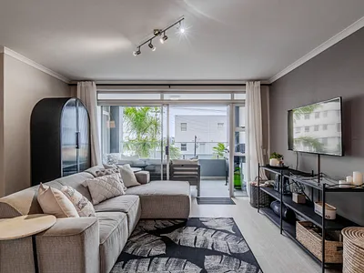 2 Bedroom Apartment To Rent in Cape Town - MPcK.webp