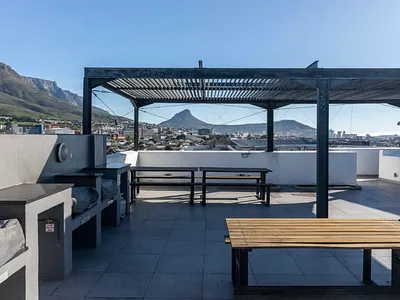 0.5 Bedroom Apartment For Sale in Cape Town - img