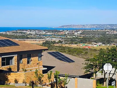 3 Bedroom House For Sale in Hartenbos - img