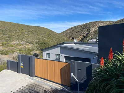 3 Bedroom House For Sale in Mossel Bay - img