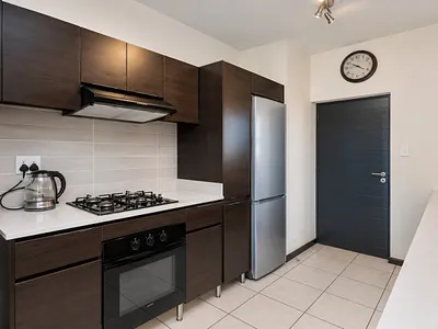 3 Bedroom Apartment For Sale in Johannesburg - ctn9.webp
