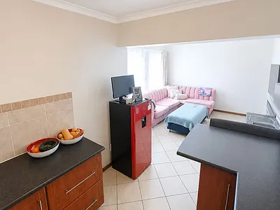 2 Bedroom Apartment For Sale in Midrand - img