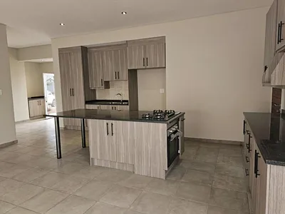 3 Bedroom House For Sale in Vereeniging - pmiN.webp