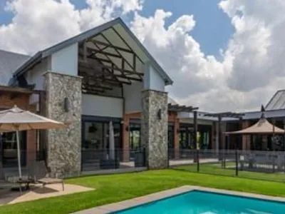 3 Bedroom Apartment To Rent in Randburg - r8LU.webp
