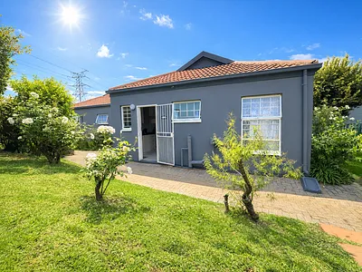 2 Bedroom Townhouse For Sale in Johannesburg - img