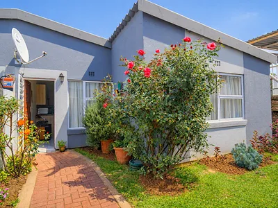 2 Bedroom Townhouse For Sale in Johannesburg - img