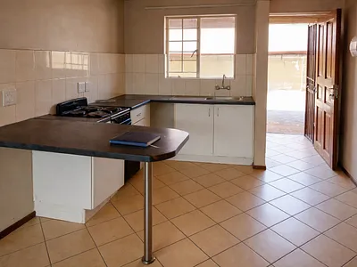 2 Bedroom Apartment To Rent in Kempton Park - 3NZe.webp