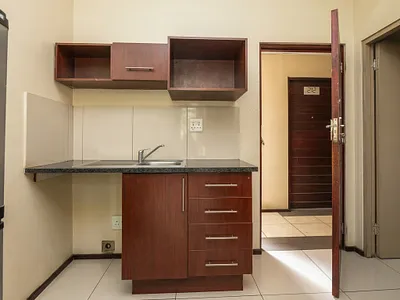 1 Bedroom Apartment For Sale in Johannesburg - 6HuT.webp