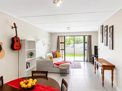3 Bedroom Apartment For Sale in Eye Of Africa, Eikenhof - Sn3J.webp