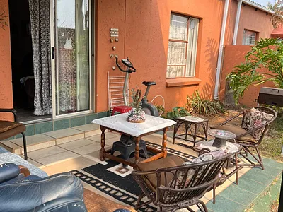 2 Bedroom Townhouse For Sale in Pretoria - XlwW.webp