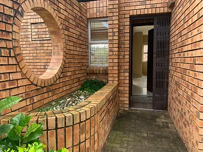 3 Bedroom Apartment To Rent in Richards Bay - img