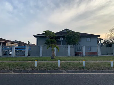 3 Bedroom Apartment To Rent in Richards Bay - Uu7i.webp