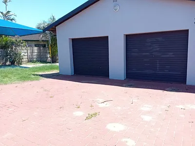 3 Bedroom House For Sale in Richards Bay - uX40.webp