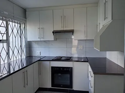 3 Bedroom Apartment For Sale in Richards Bay - img