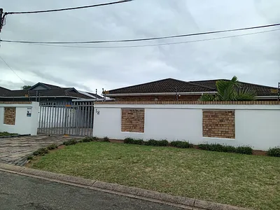 3 Bedroom House For Sale in Richards Bay - S6yr.webp