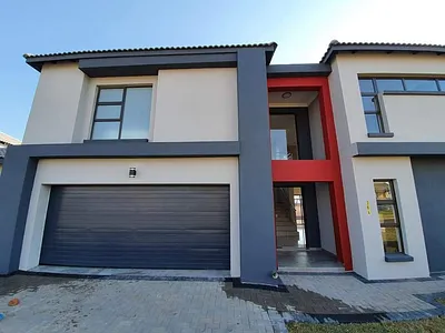 4 Bedroom House For Sale in Pretoria - QCs2.webp