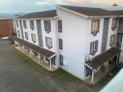 0.5 Bedroom Apartment For Sale in Pietermaritzburg - fH09.webp