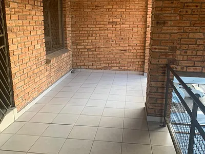2 Bedroom Apartment To Rent in Germiston - img
