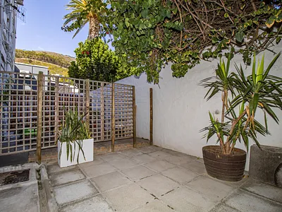 2 Bedroom Apartment For Sale in Cape Town - bEPN.webp