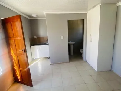 1 Bedroom Apartment To Rent in Midrand - img
