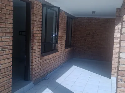 3 Bedroom Apartment To Rent in Germiston - img