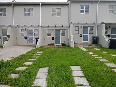 2 Bedroom House To Rent in Blue Downs - 1hef.webp