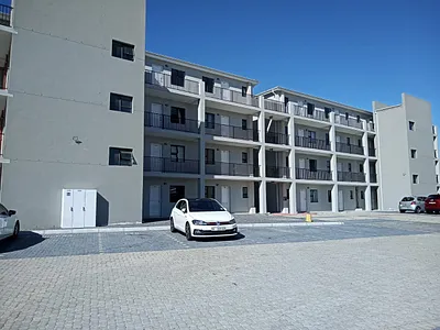 2 Bedroom Apartment To Rent in Cape Town - img