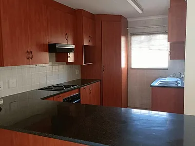 3 Bedroom Townhouse For Sale in Pretoria - img
