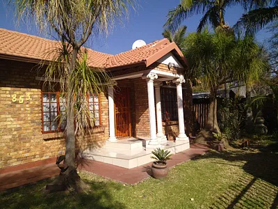 3 Bedroom House To Rent in Pretoria - img